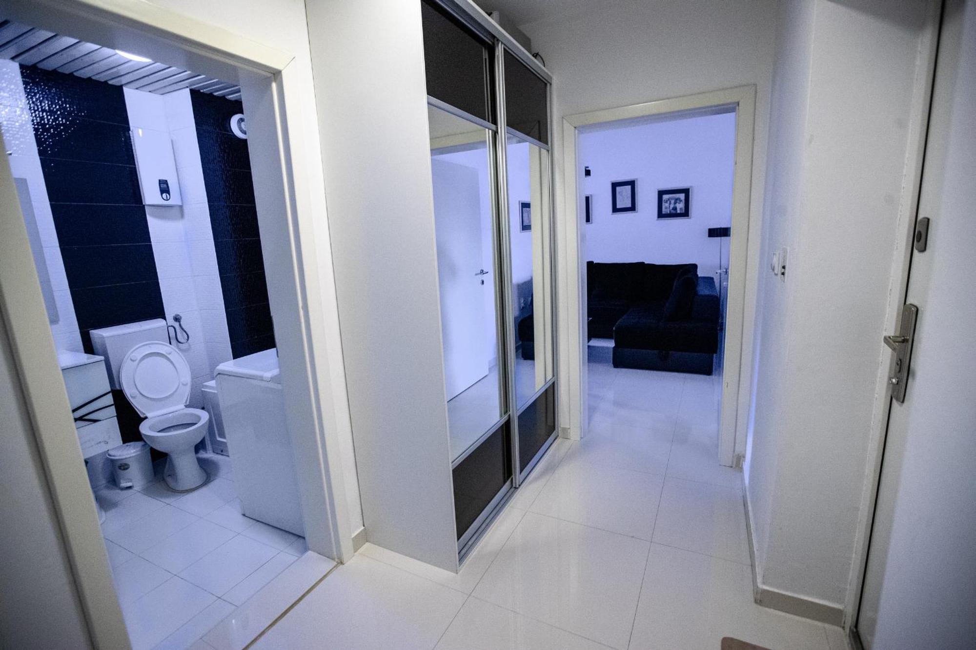 Lake View Double Balcony City Center Apartment In Ochryda Zewnętrze zdjęcie
